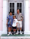 elainemarkrichindoorway.jpg (44088 bytes)